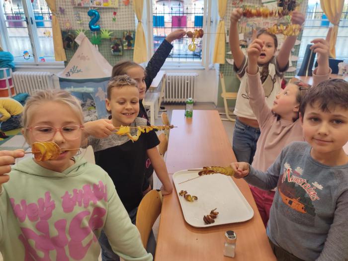 Zpracováváme ovoce a zeleninu Zpracováváme ovoce a zeleninu